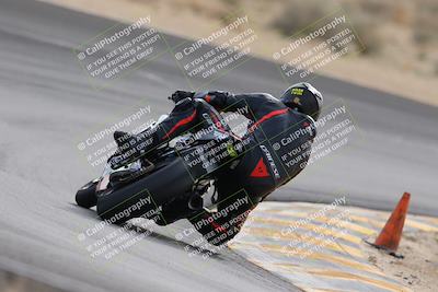 media/Dec-17-2022-SoCal Trackdays (Sat) [[224abd9271]]/Turn 10 Backside (120pm)/